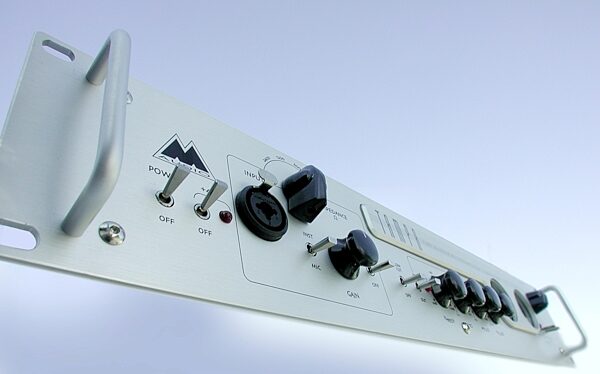 open zoom image for M-Audio TAMPA Pro Microphone Preamp and Compressor with SPDIF Output, Angle