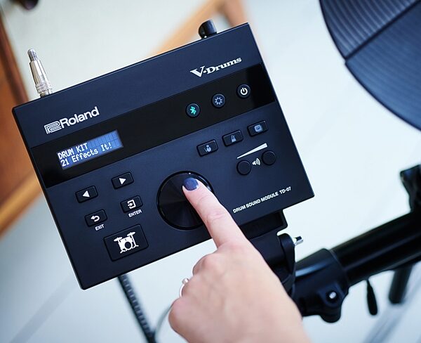 open zoom image for Roland TD-07DMK V-Drums Electronic Drum Kit, New, In Use TD-07 Module