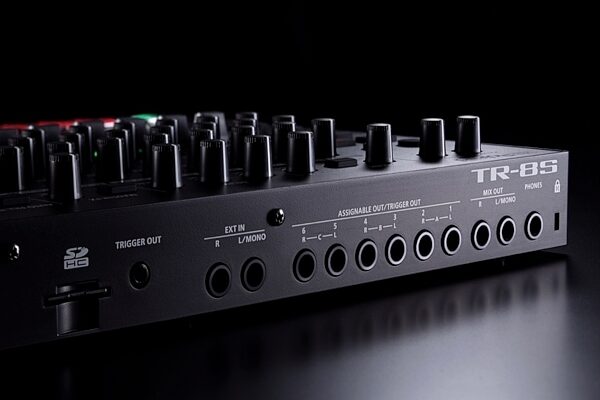 open zoom image for Roland TR-8S Rhythm Performer Drum Machine, Open Box (Like New), ve