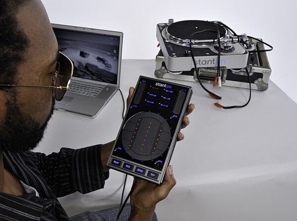 open zoom image for Stanton SCS3D DaScratch DJ Performance Control Surface, Glamour Shot 2