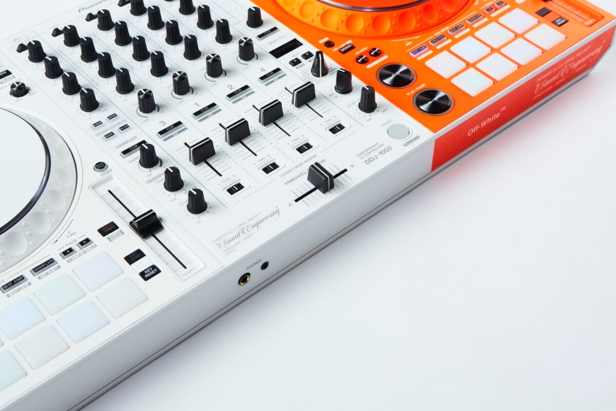 Pioneer DJ DDJ-1000-OW Off-White(TM) Limited-Edition Controller