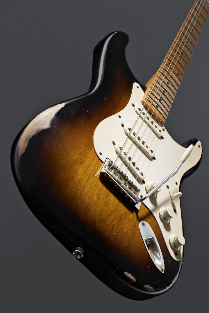 2元々鳴りの良いと定評のフェンダー Fender ROAD WORN 50s STRATOCASTER