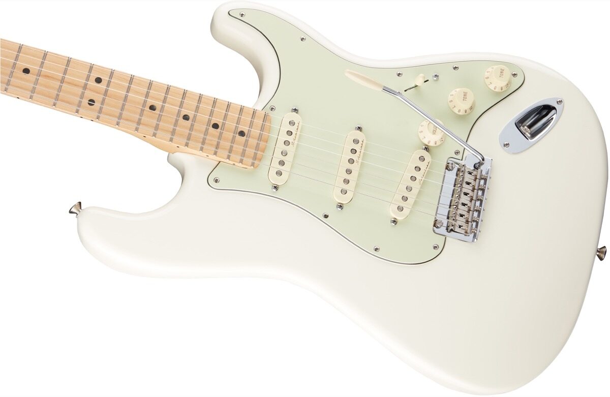 Fender Deluxe Roadhouse Stratocaster Electric Guitar | zZounds