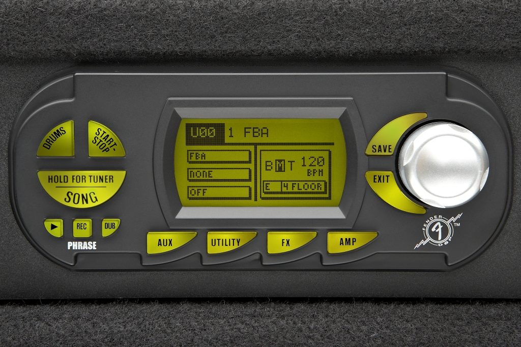 Fender B-DEC 30 Digital Entertainment Center Bass Combo Amplifier (30 Watts, 1x10 in.), Display