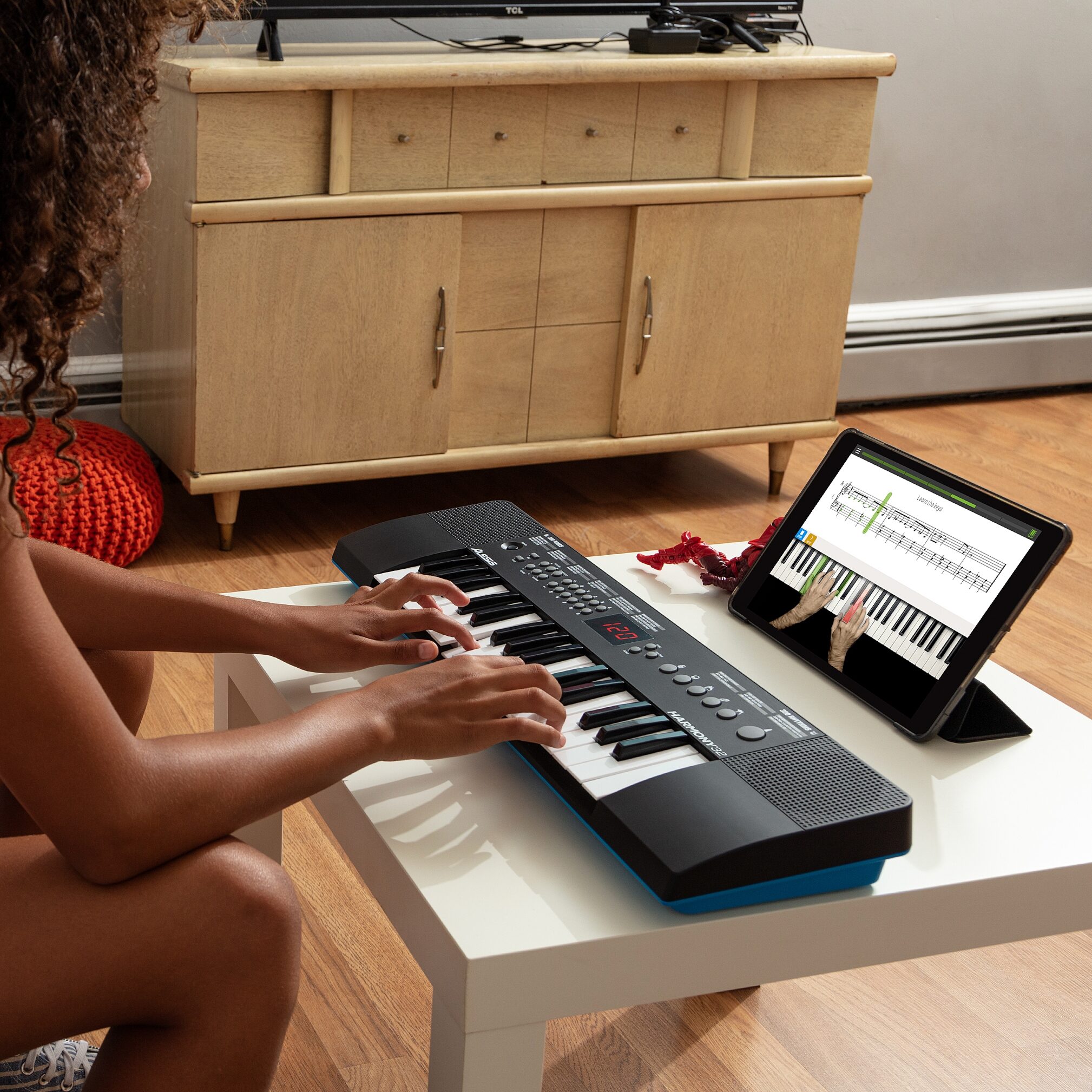 Alesis Harmony 32 Personal Keyboard, Action Position Back