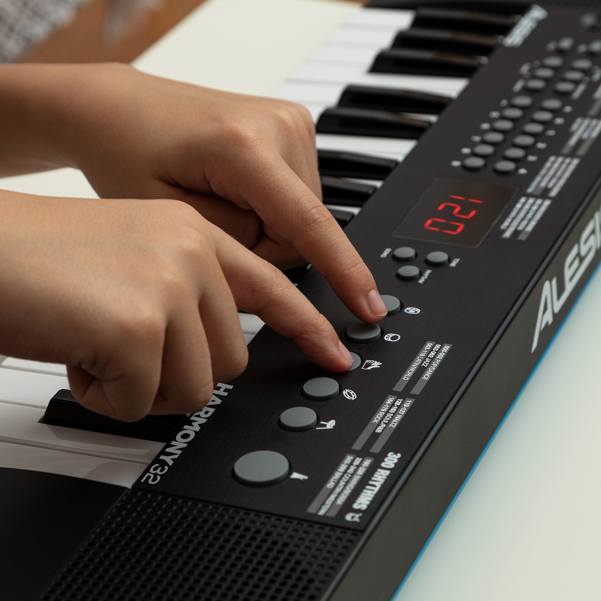Alesis Harmony 32 Personal Keyboard, Action Position Back