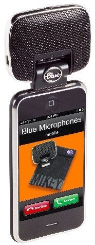 BLUE Mikey G2 iPod Microphone Recorder, In Use
