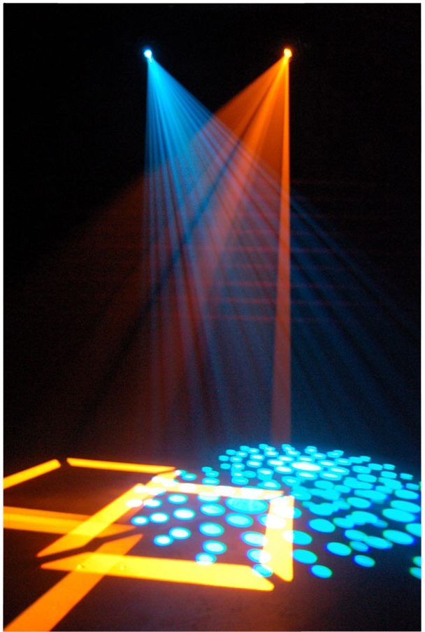 Chauvet Q-SPOT 260-LED Moving Yoke Light, FX5