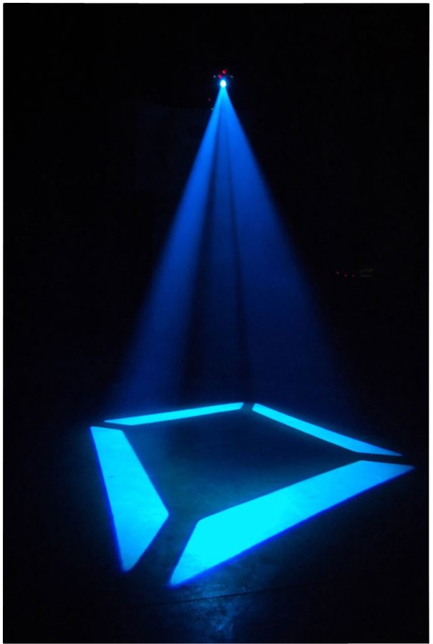 Chauvet Q-SPOT 160-LED Moving Yoke Light, FX4