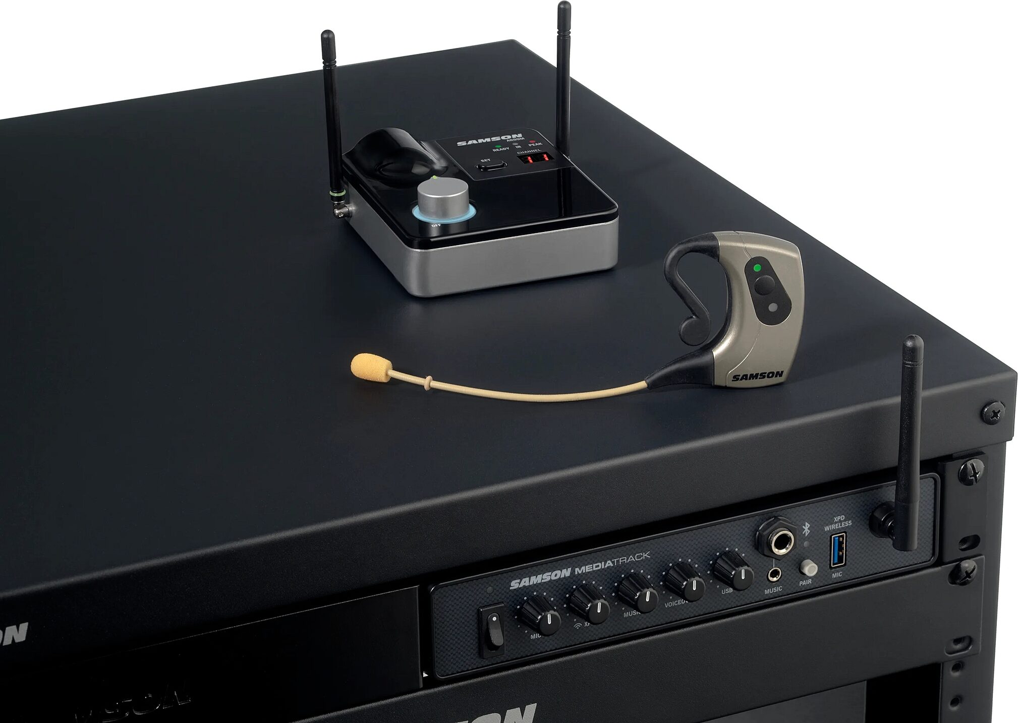 Samson AirLine Micro ESm Earset Wireless Microphone System, Band K (477-492 MHz), In Use