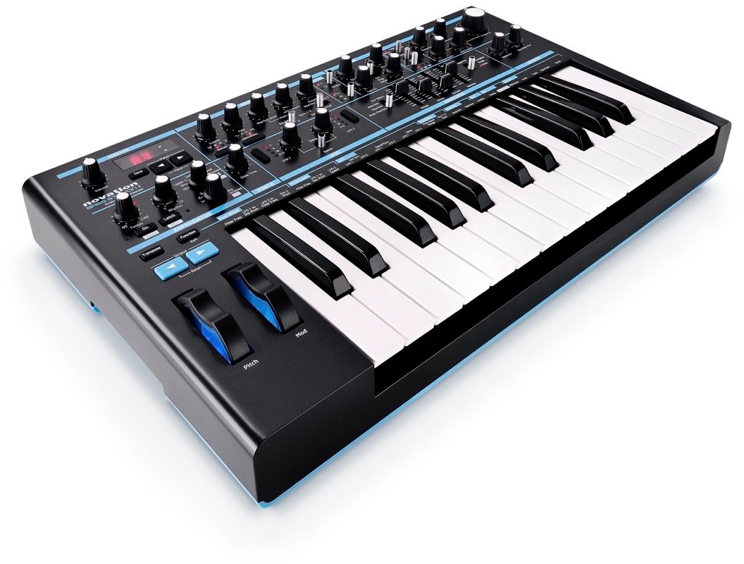 Novation Bass Station ll Analog Synthesizer Keyboard, 25-Key