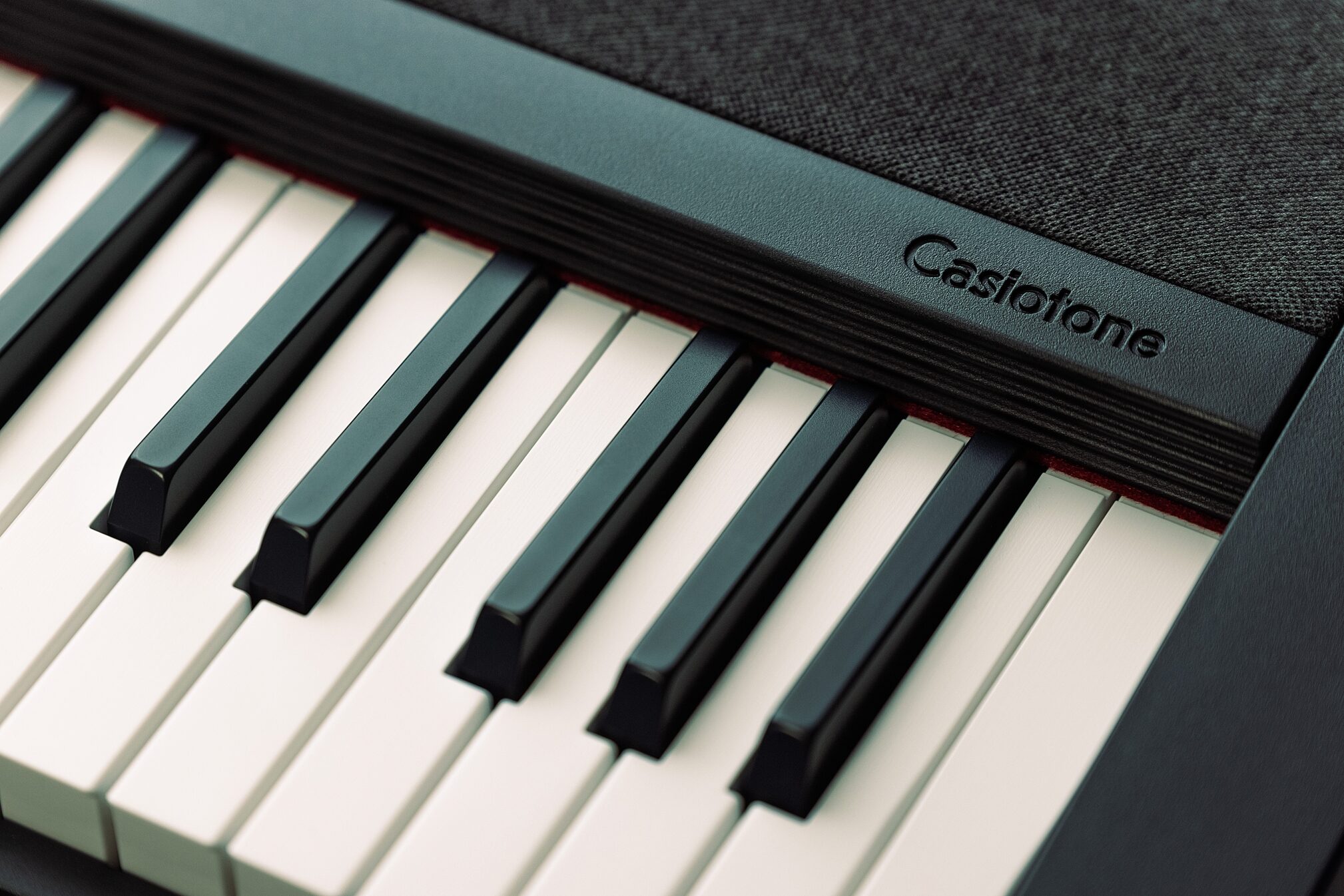  Casio, 61-Key Portable Keyboard (CT-S1WE) : Musical