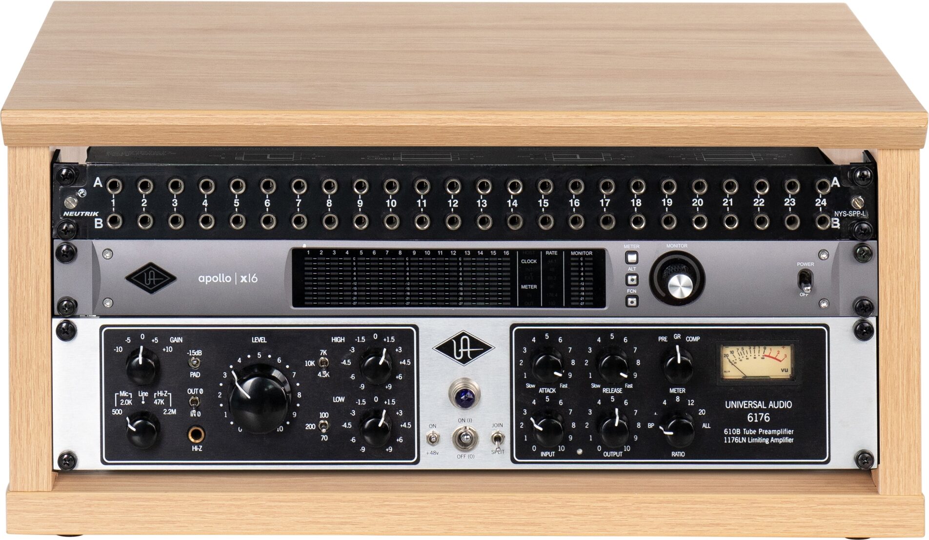 Gator Elite Series Studio Rack, Maple, 4U, Action Position Back