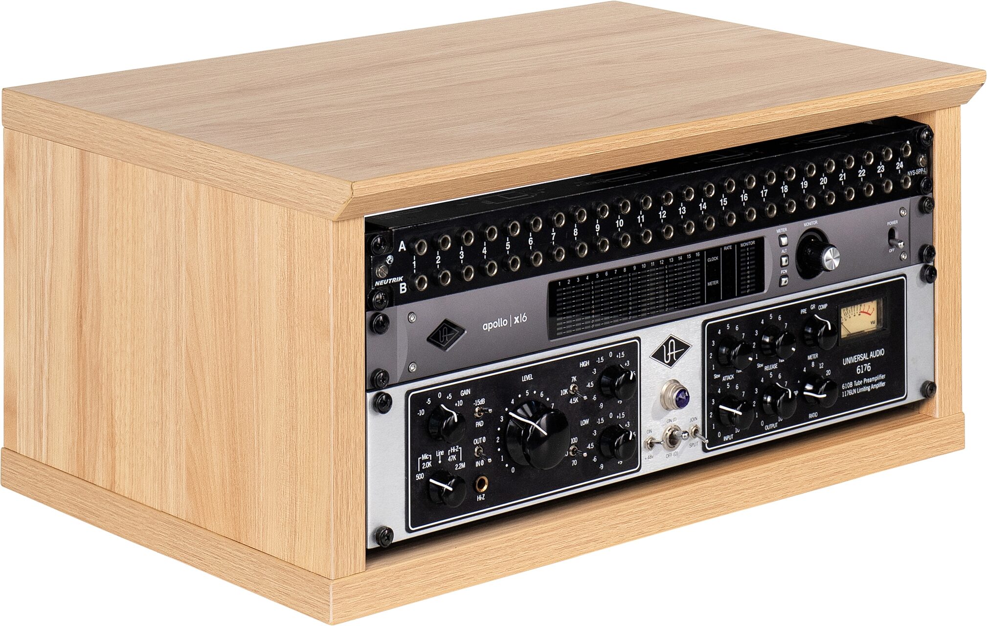 Gator Elite Series Studio Rack, Maple, 4U, Action Position Back