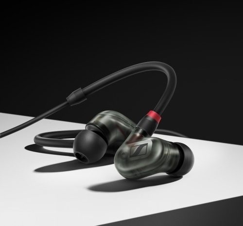 Sennheiser IE 400 PRO In-Ear Monitor Headphones, Effect