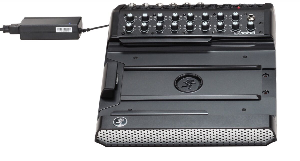 Mackie DL1608 Digital iPad Mixer, with 30-Pin Dock Connector