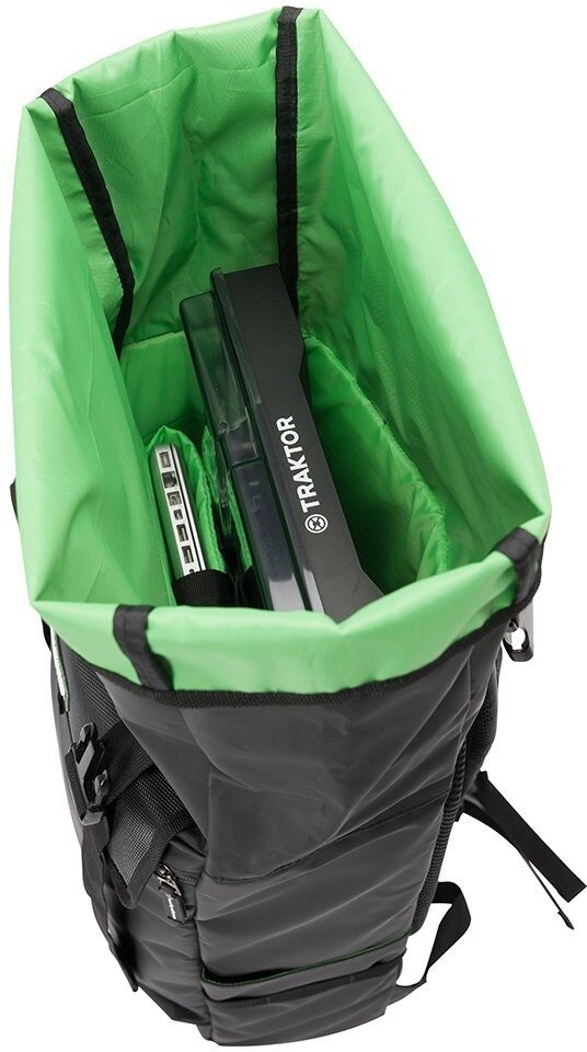 Magma Riot Control-Pack Lite Bag, Action Position Back