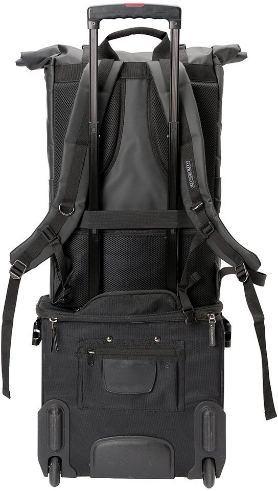 Magma Riot Control-Pack Lite Bag, Action Position Back