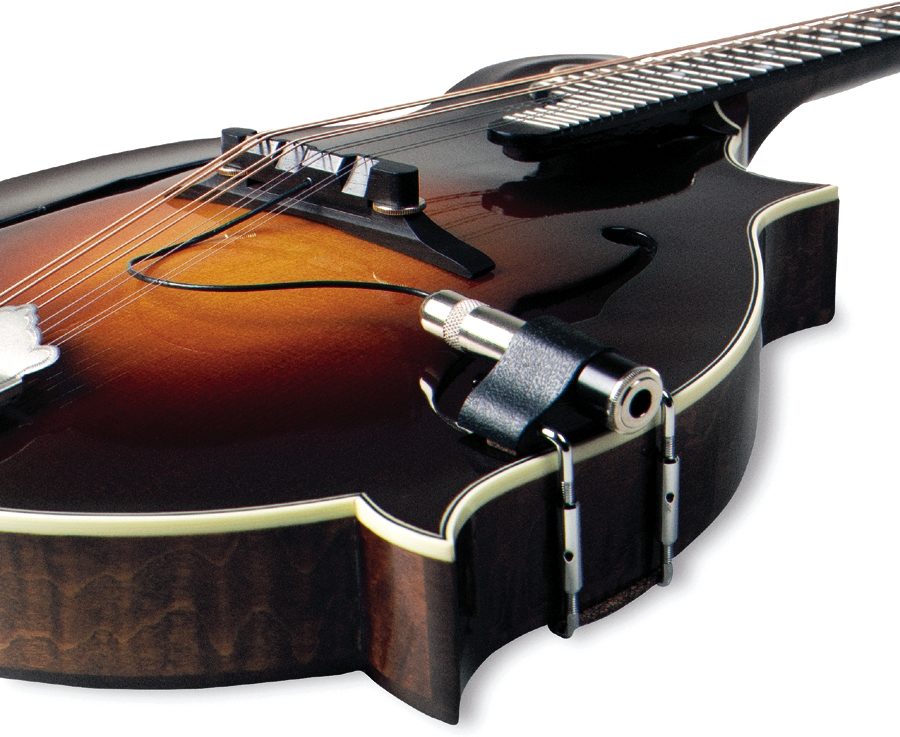 Fishman M200M Professional Mandolin Pickup, In Use