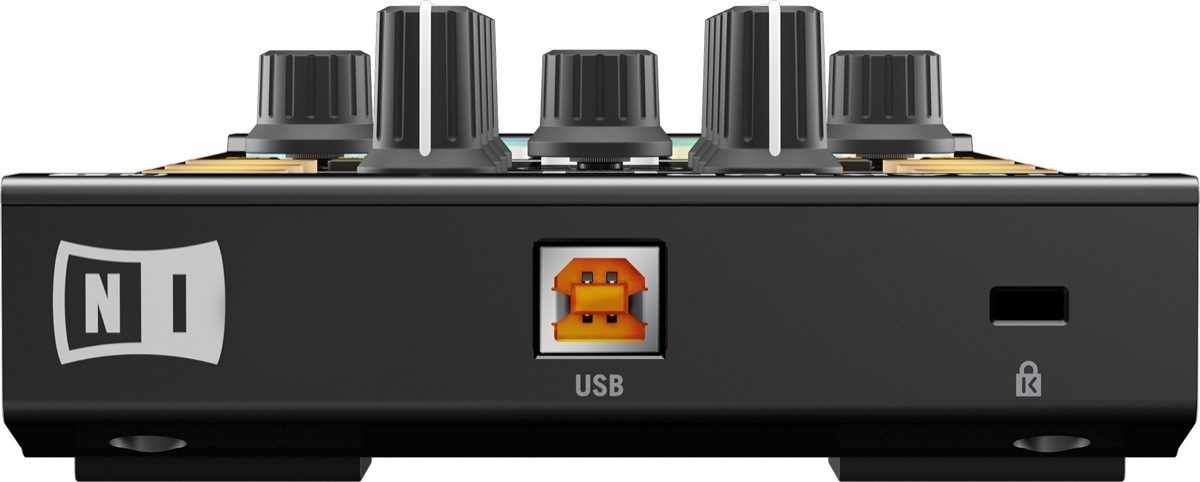 Native Instruments Traktor Kontrol X1 MK2 USB DJ Controller