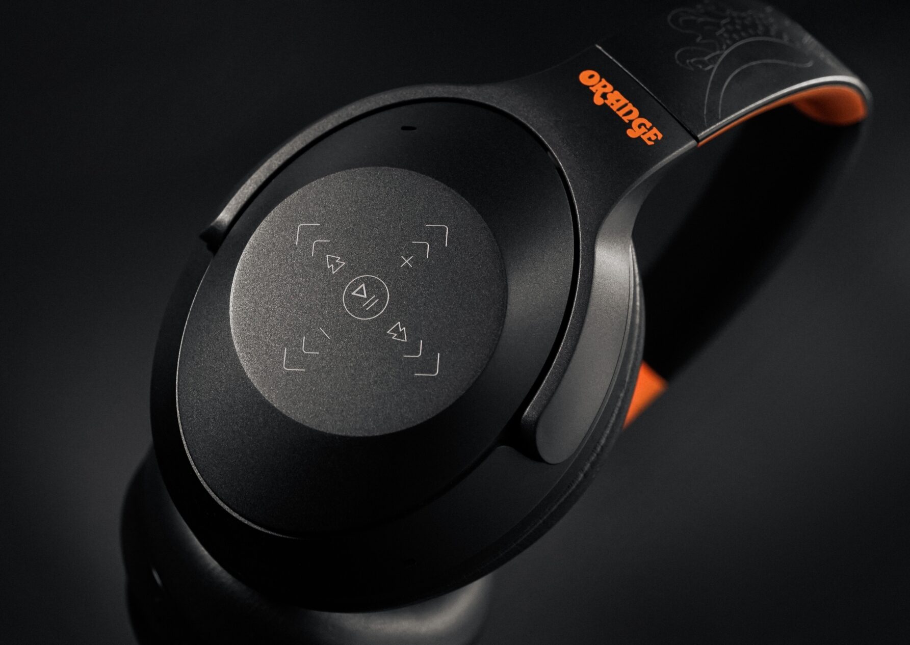 Orange O Edition MKII Wireless Noise-Cancelling Bluetooth Headphones, New, Detail