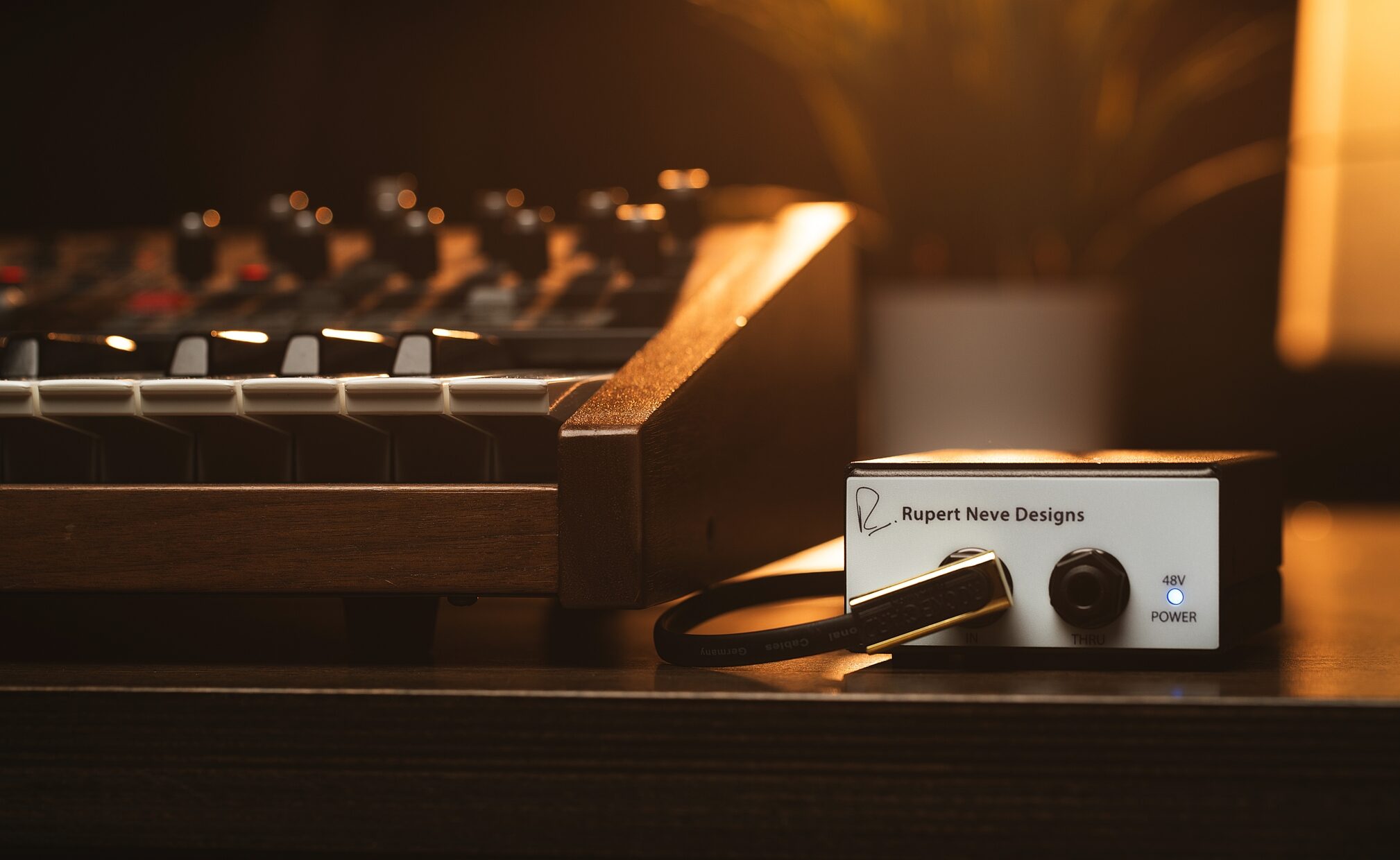Rupert Neve Designs RNDI-M Active Transformer Direct Box, Open Box (Very Good), In Use