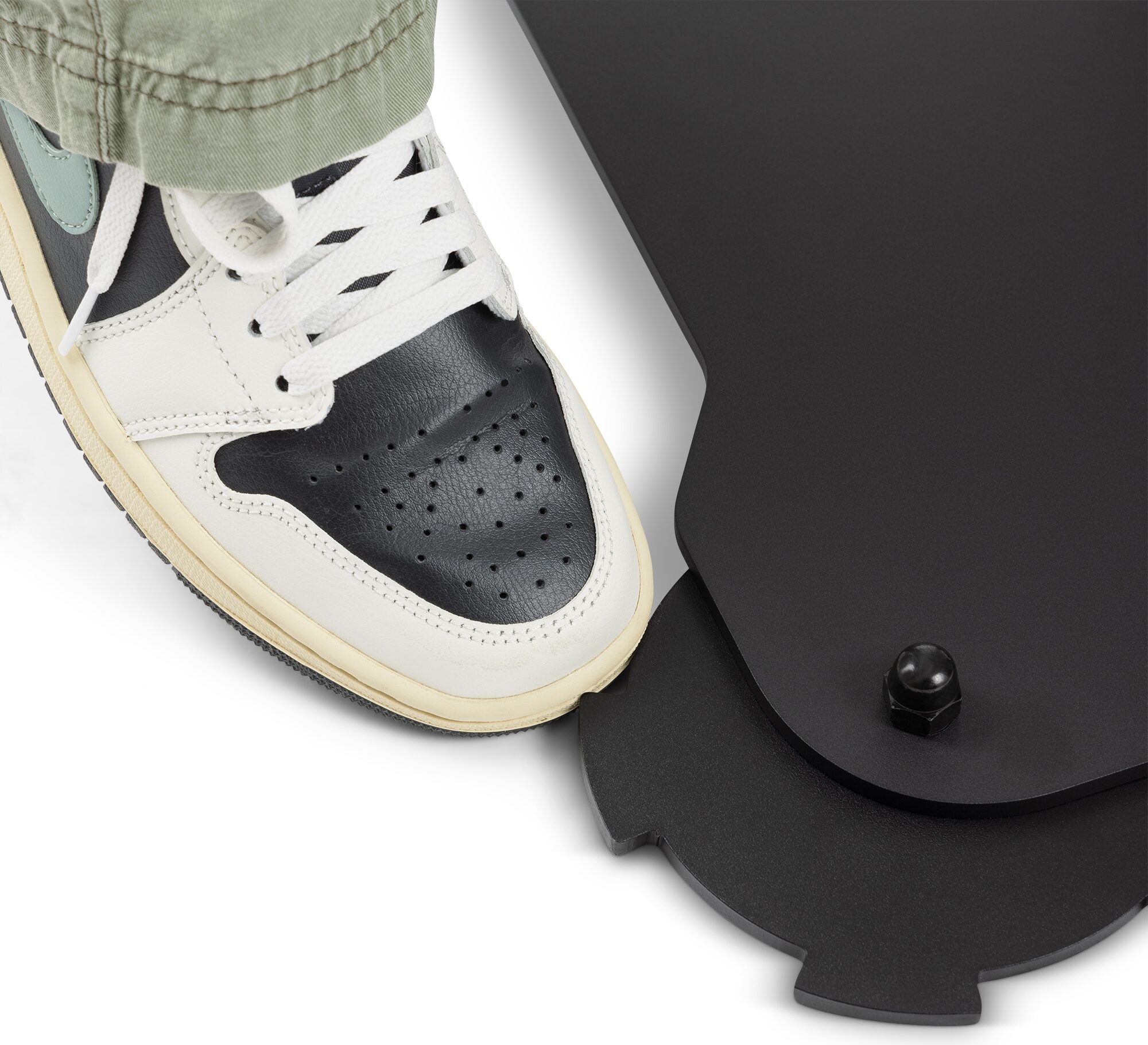 On-Stage SS8000 Production-Grade Speaker Stand, New, Detail Side