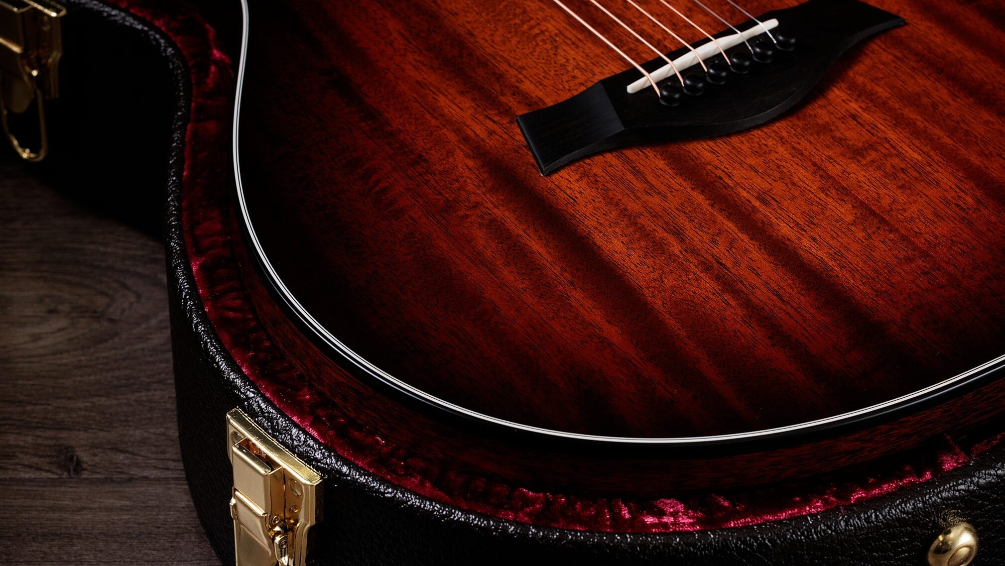 Taylor 322e 12-Fret Grand Concert Acoustic-Electric Guitar (with Case), View