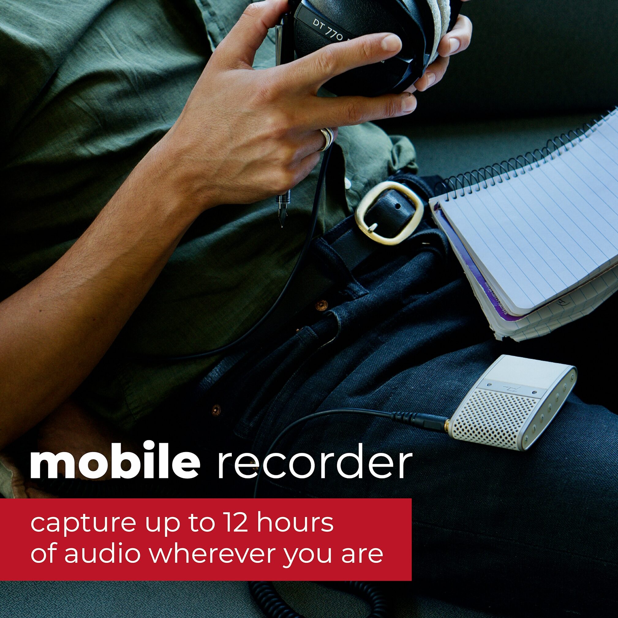 Tula Compact USB Condenser Microphone and Mobile Recorder, In Use
