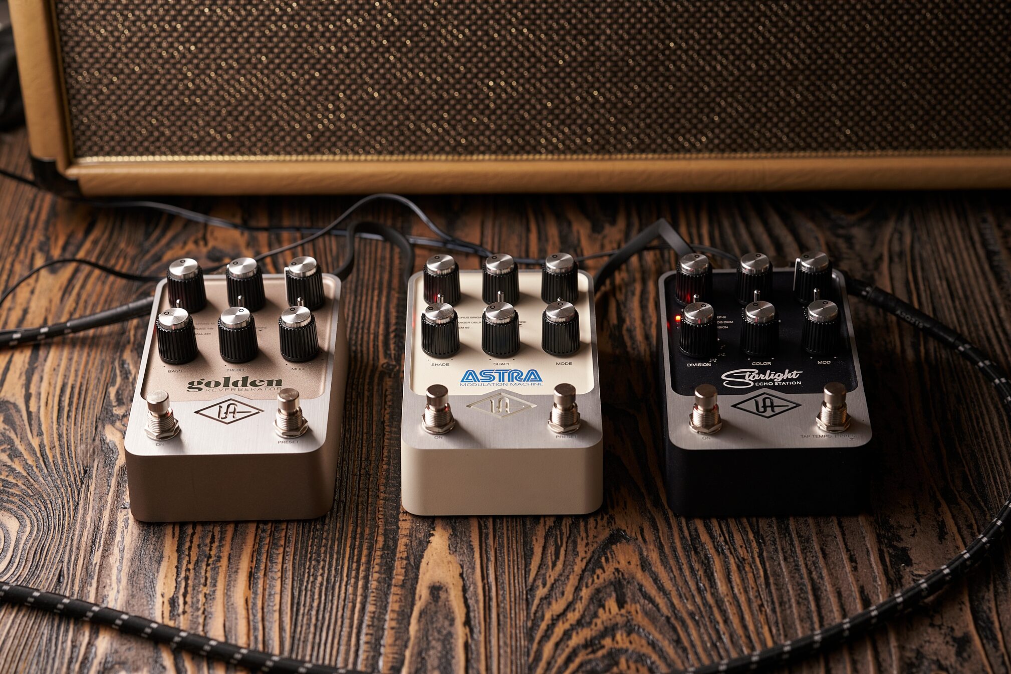 Universal Audio Golden Reverberator Pedal