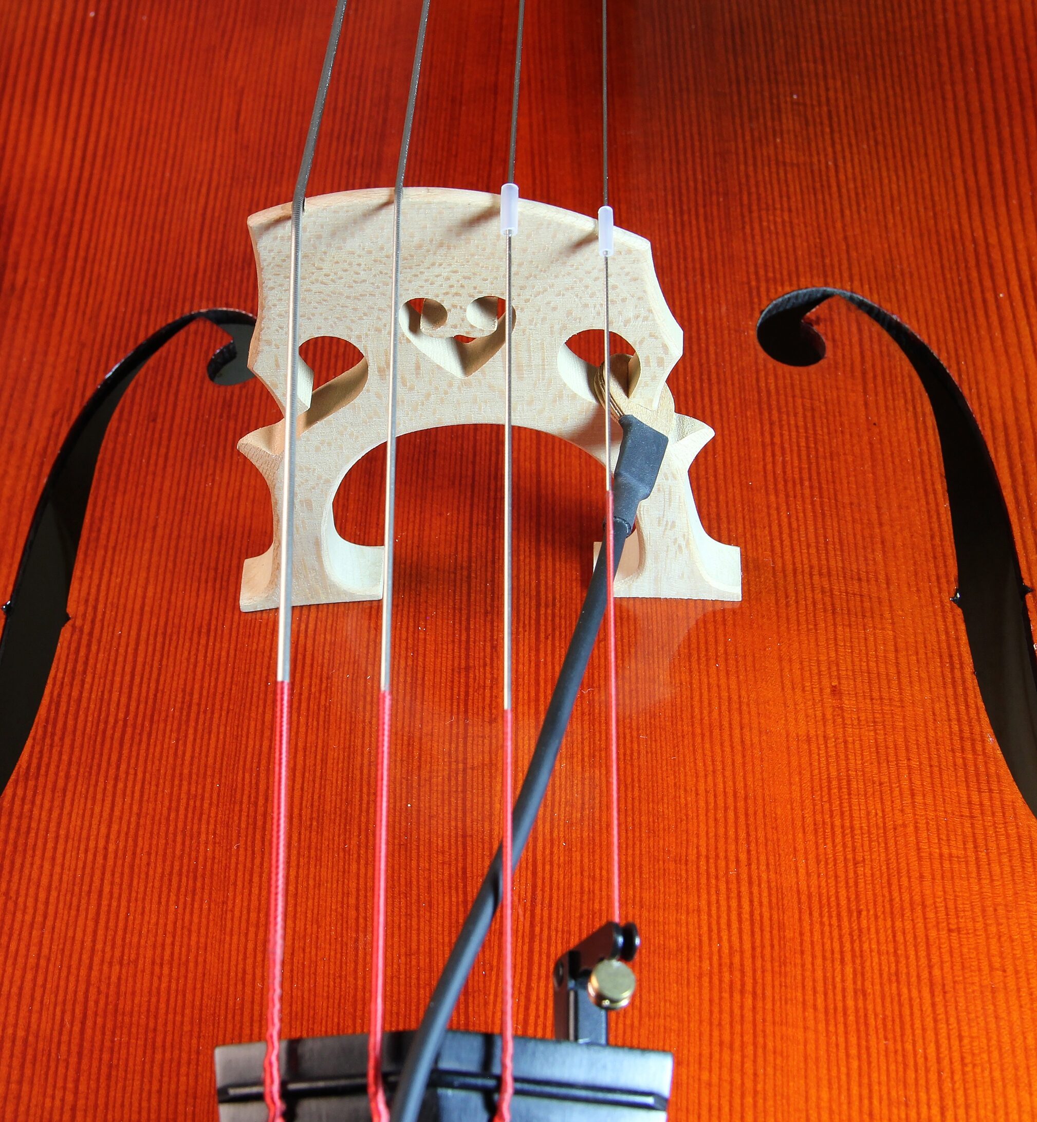 KNA VC-1 Portable Piezo Pickup for Cello, Action Position Back