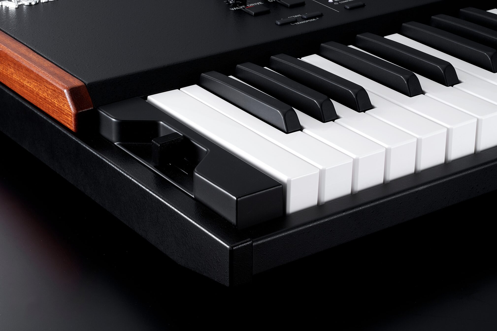 Vox Continental 73BK Performance Synthesizer, Action Position Back