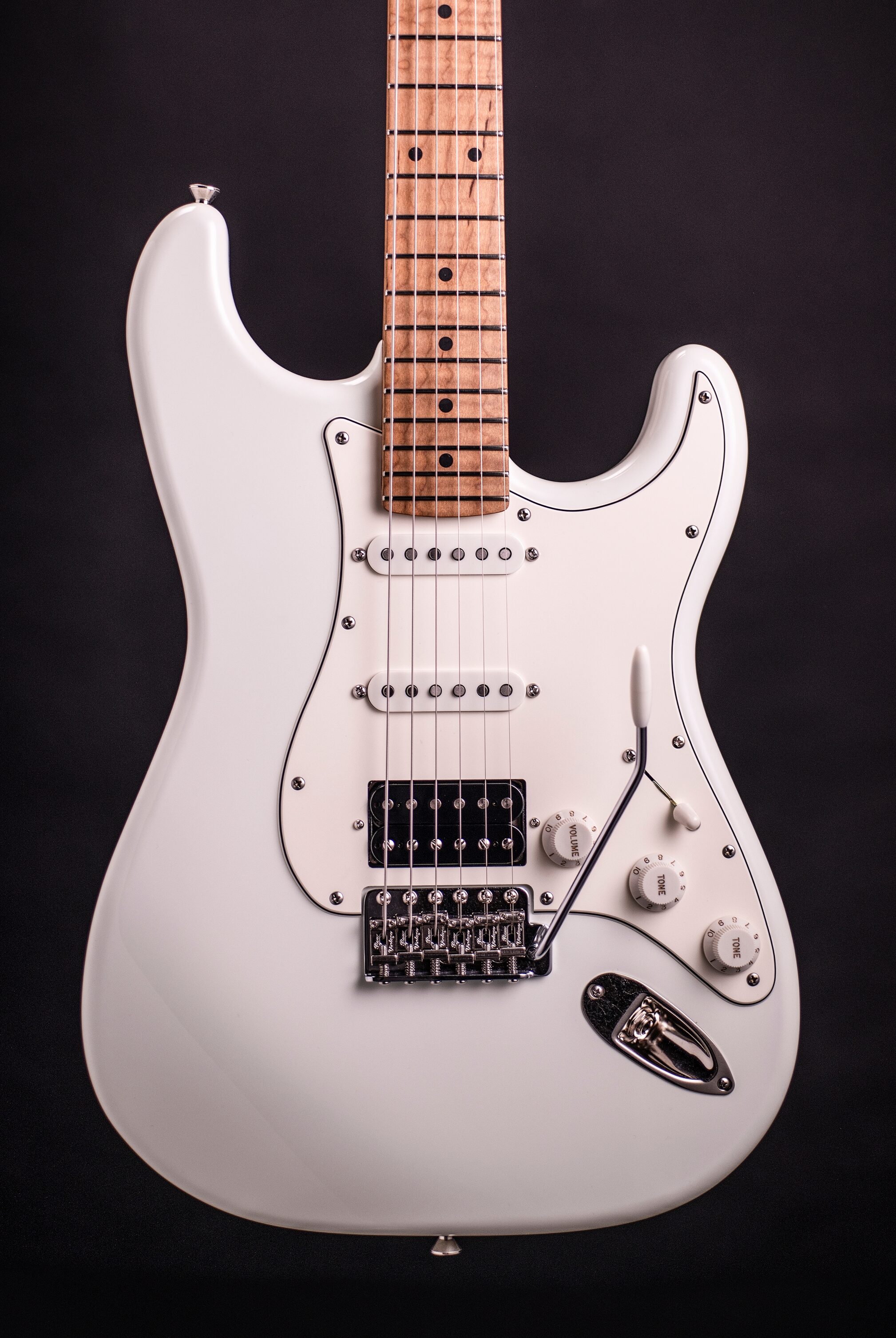 Xotic California Classic XSCPRO-2 Electric Guitar (with Case), Detail Front