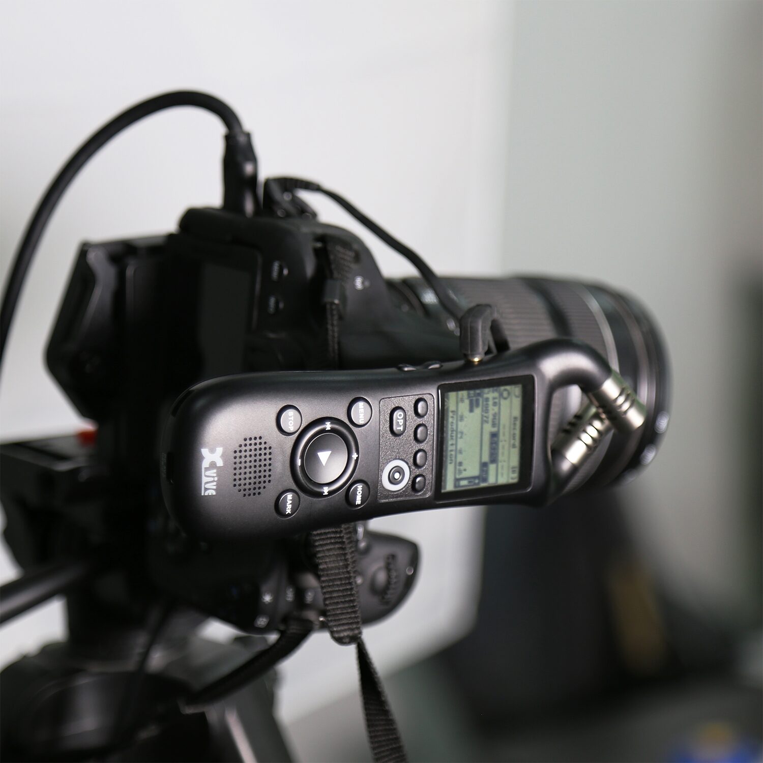 Xvive XV1-R Portable Digital Stereo Recorder, New, Action Position Back