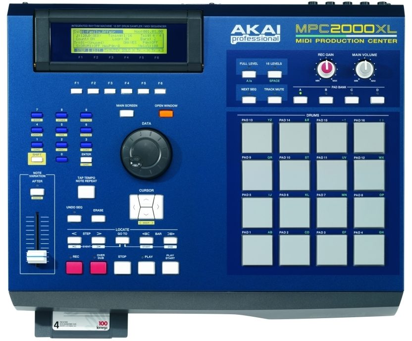 Akai MPC2000XL Sampling Drum Machine with Built-In 100MB...
