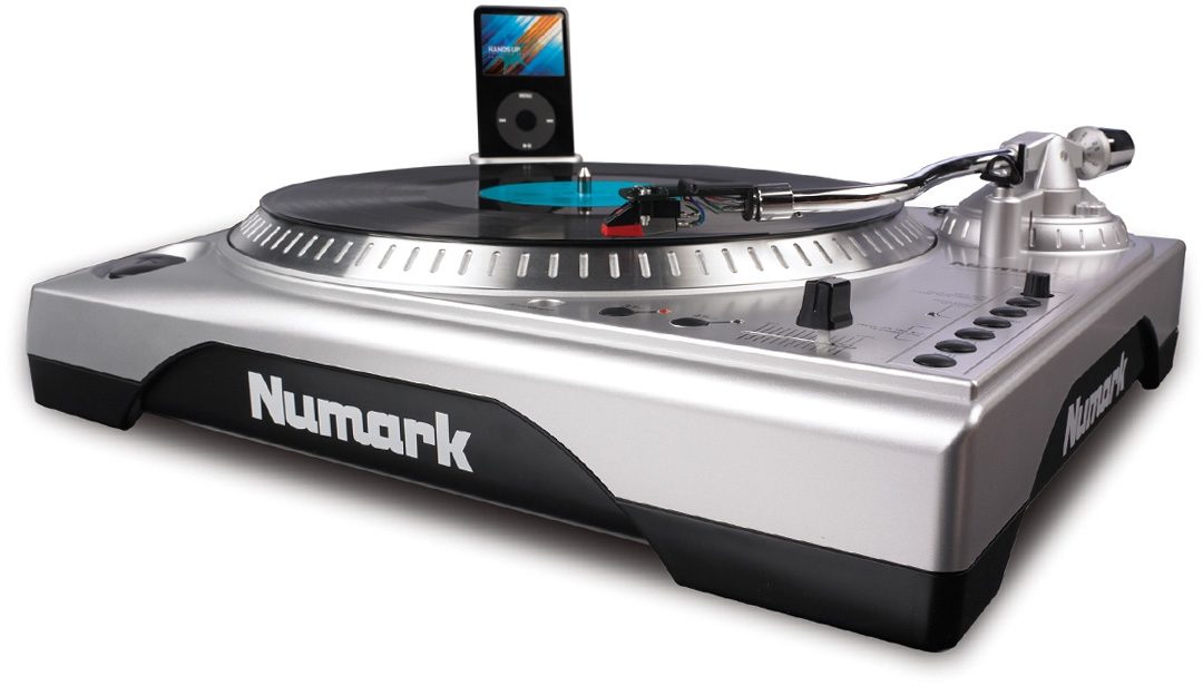 Numark TTi USB Turntable with iPod dock, Alternate View