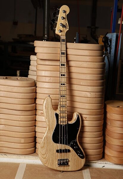 Fender American Deluxe Jazz Electric Bass (Maple Fretboard, with Case), Natural - Glamour View