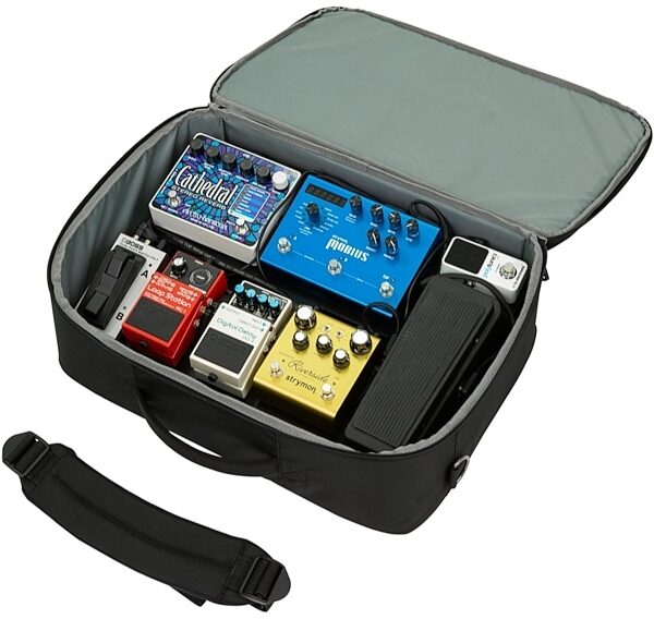 SKB Injection Molded Non-Powered Pedalboard, 1SKB-1712TPB, with Think Tank Soft bag, Alt