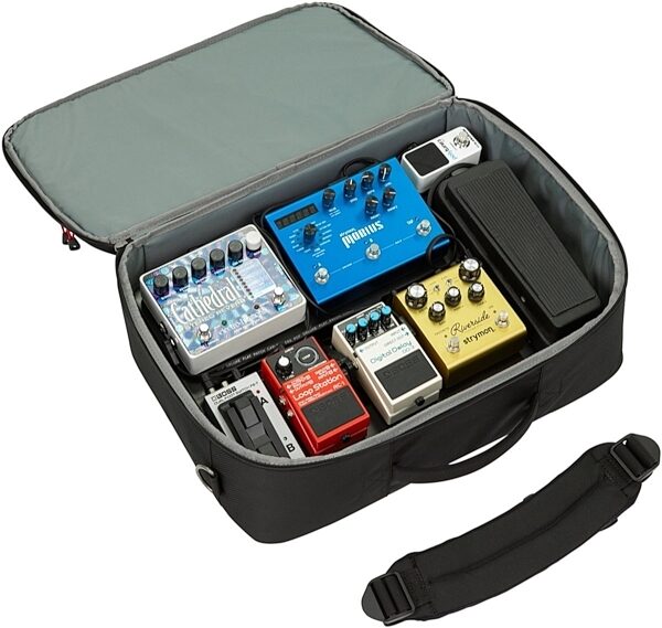 SKB Injection Molded Non-Powered Pedalboard, 1SKB-1712TPB, with Think Tank Soft bag, Alt