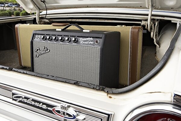 Fender '65 Princeton Reverb Guitar Combo Amplifier (15 Watts, 1x10"), Black, In a Trunk