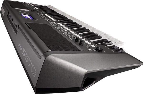 Yamaha PSR-S670 Arranger Workstation Keyboard, 61-Key, Closeup 3
