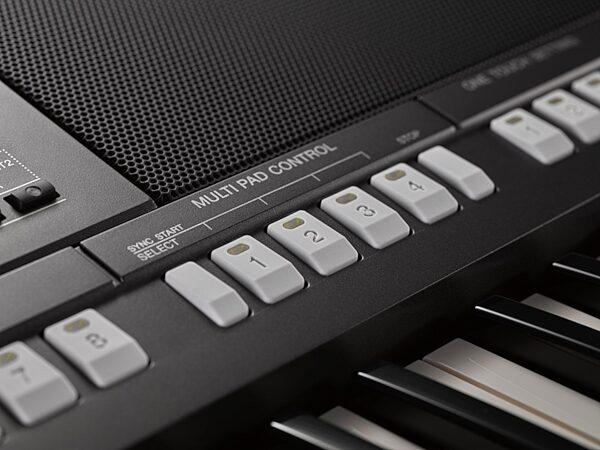 Yamaha PSR-S770 Arranger Workstation Keyboard, 61-Key, Closeup 2