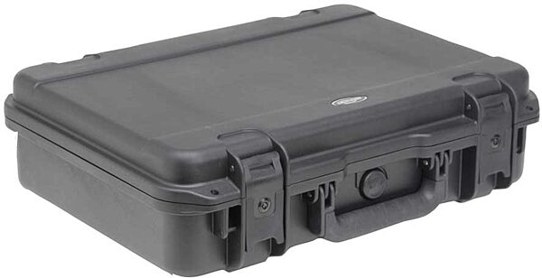 SKB 3I Series Waterproof Equipment Case, 18x13x7 Inch, 18x13x5