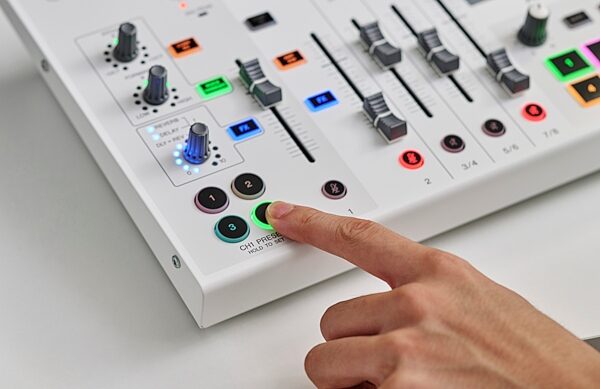Yamaha AG08 Livestreaming Mixer, White, Effect Control Panel