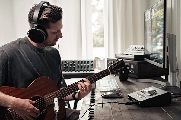 Universal Audio Apollo Twin X Duo Gen 2 Thunderbolt Audio Interface, Essentials+ Edition, New, Action Position Back