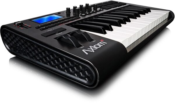 M-Audio Axiom 25 II Keyboard MIDI Controller, Angle