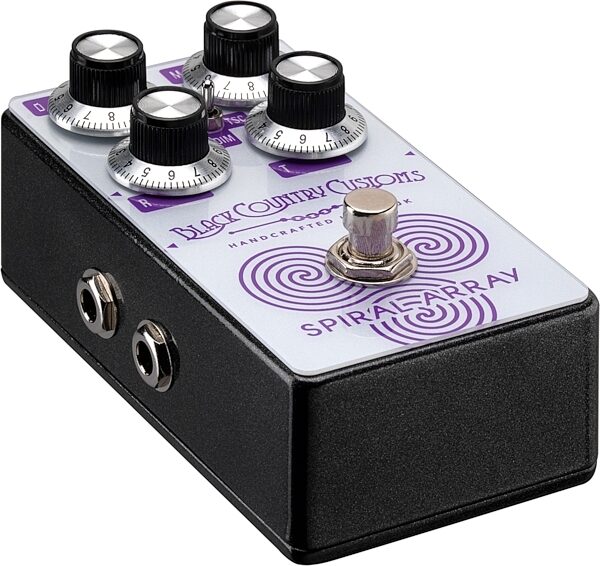 Laney BCC Spiral Array Chorus Pedal, Warehouse Resealed, Angled Side
