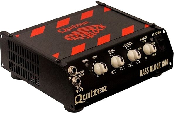 Quilter Bass Block 800 Bass Amplifier Head (800 Watts), Angle