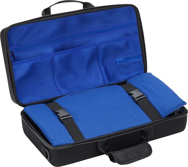 Zoom CBG-5n Carrying Bag for G5n, New, Action Position Back