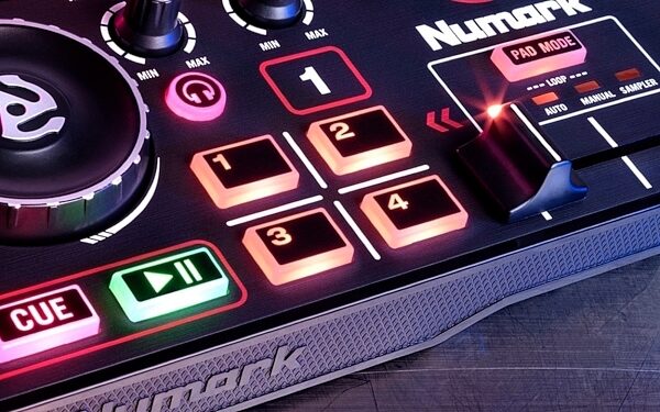 Numark DJ2GO2 Pocket DJ Controller with Audio Interface, ve